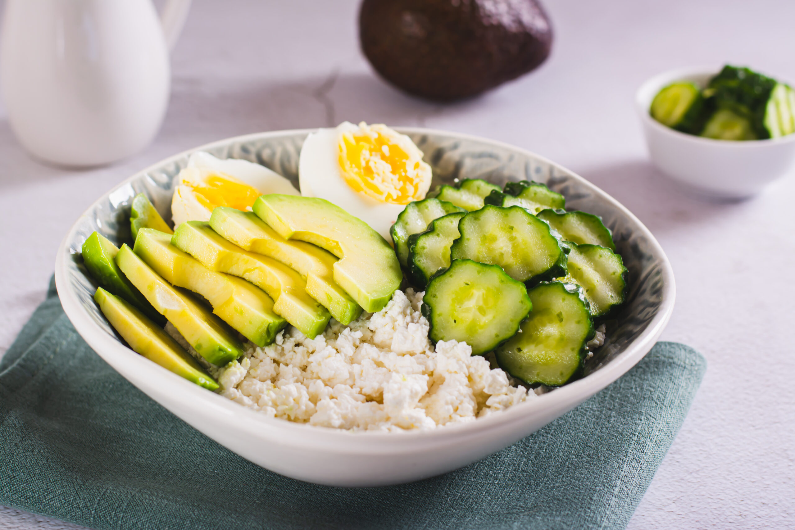 Boiled Egg, Cottage Cheese & Avocado Bowl